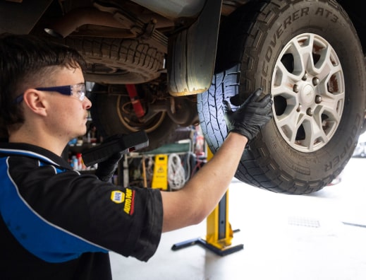 checking tyre tread